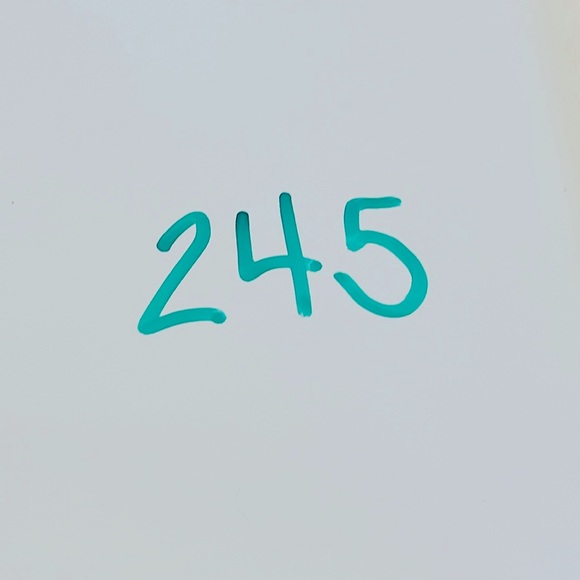 Under Armour Golf Tennis Wear Anytime Skort. . Size 6. Black. With Undershorts. - Picture 9 of 9